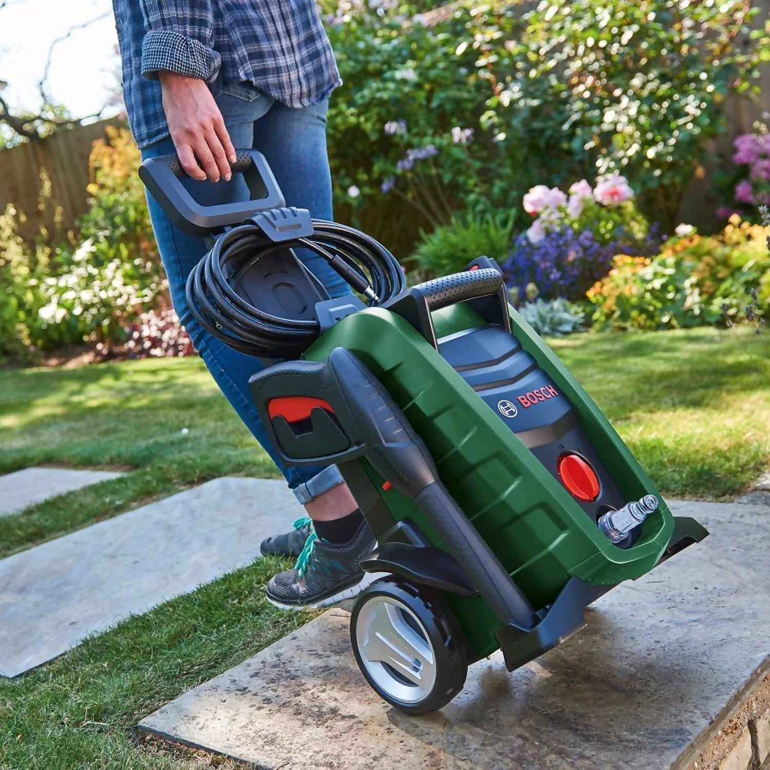 Bosch UniversalAquatak 135 High-Pressure Washer 6 Bosch UniversalAquatak 135 High-Pressure Washer - Image 6