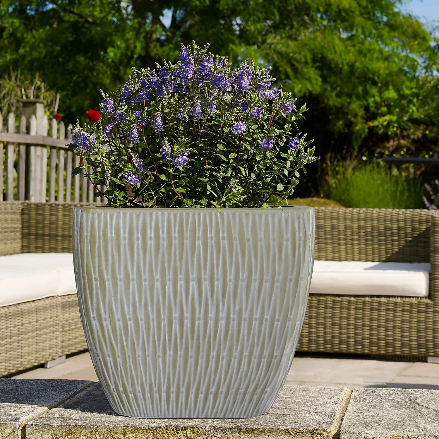 House Beautiful Roma Weave Square Pot Sand - 25cm 2 House Beautiful Roma Weave Square Pot Sand - 25cm - Image 2