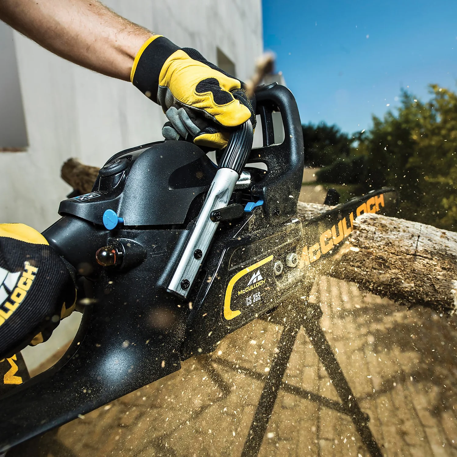 McCulloch CS35S Petrol Chainsaw 5 McCulloch CS35S Petrol Chainsaw - Image 5