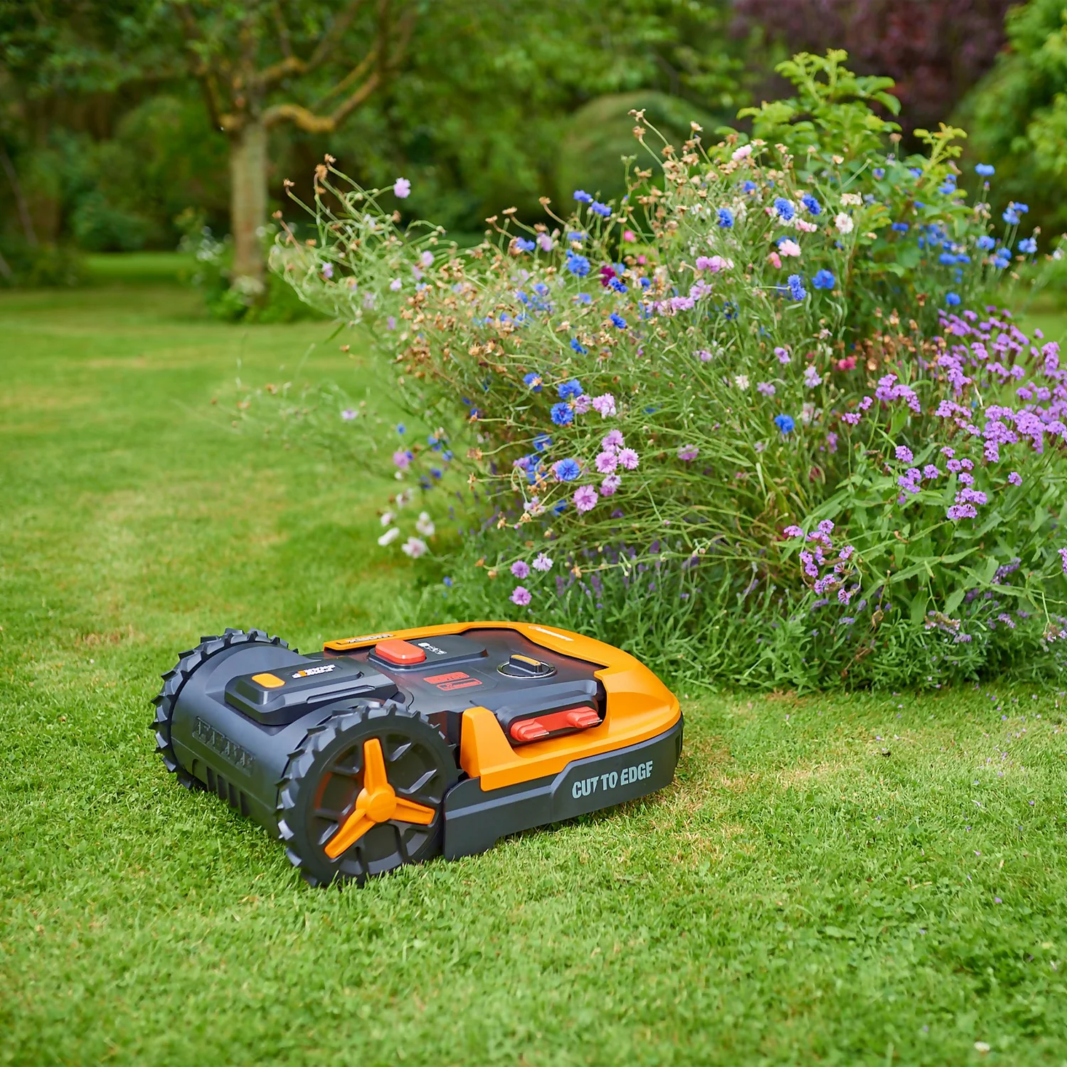 Worx Landroid L1000 Robotic Lawn Mower 3 Worx Landroid L1000 Robotic Lawn Mower - Image 3